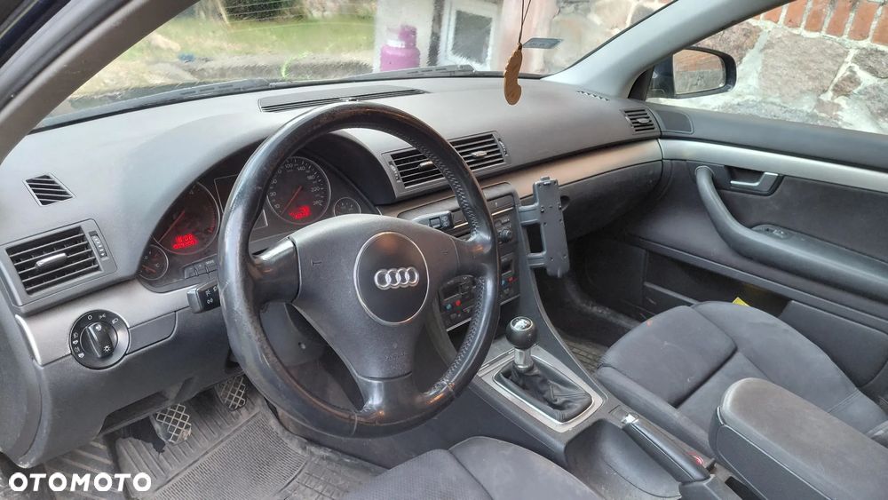 Audi A4 Avant 1.9 TDI - 9