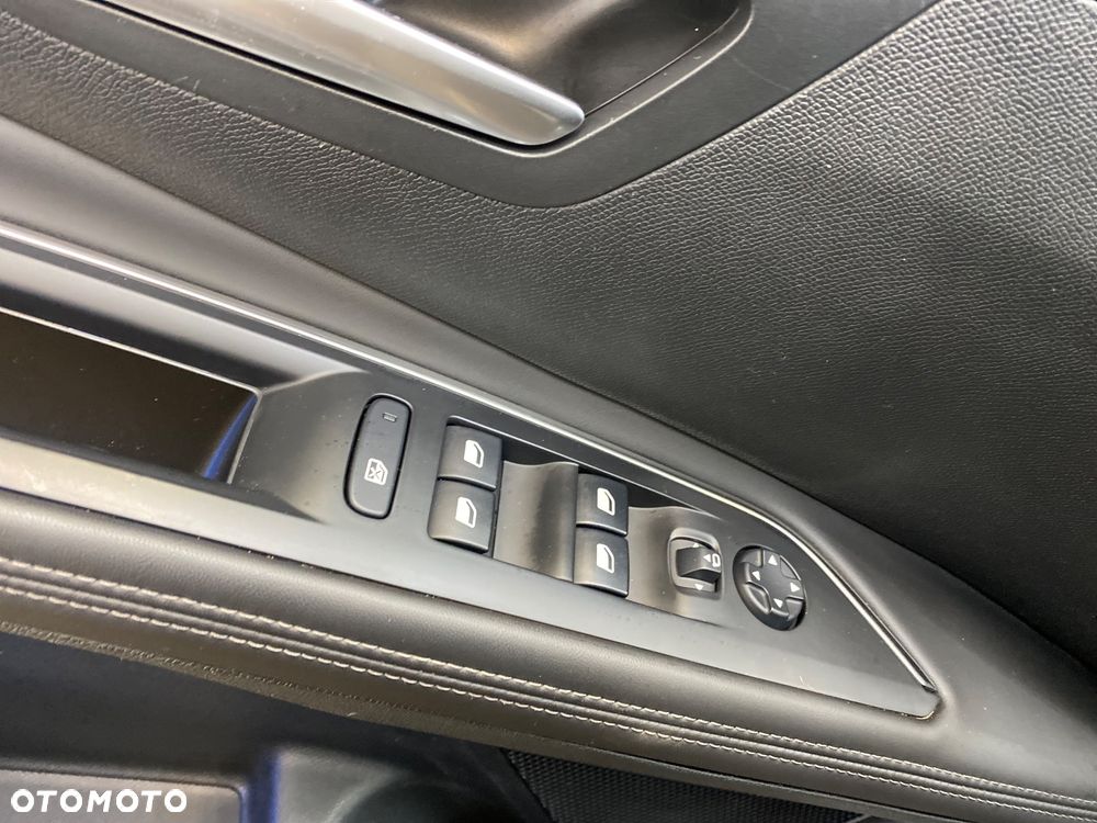 Peugeot 5008 2.0 BlueHDI Crossway S&S EAT8 - 29