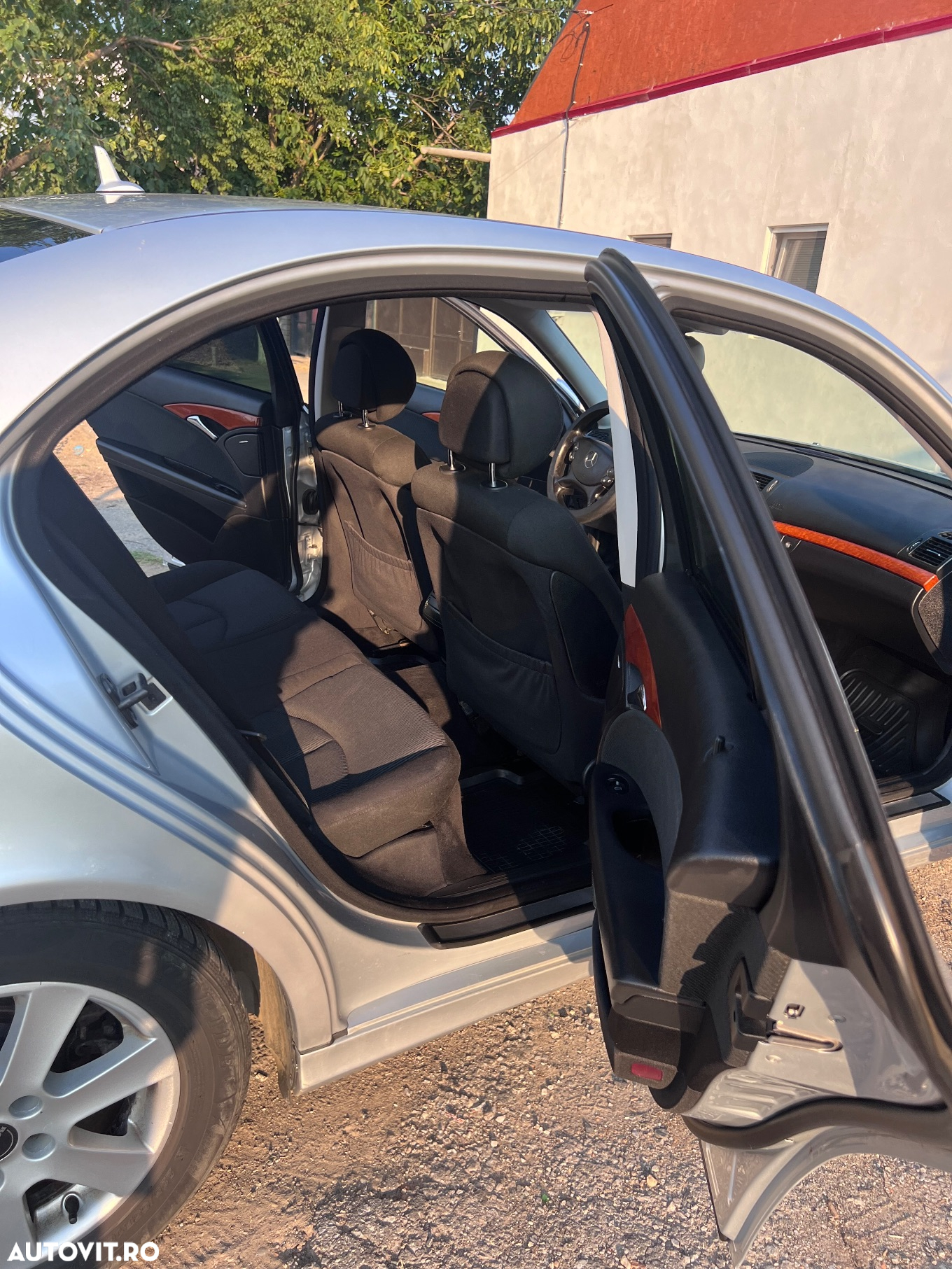Mercedes-Benz E 220 T CDI Automatik Classic BusinessEDITION - 6
