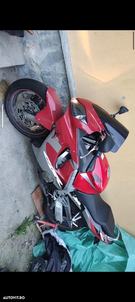 Honda CBR 600F - 6