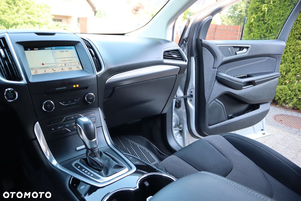 Ford Edge 2.0 TDCi Bi-Turbo 4x4 Titanium - 21