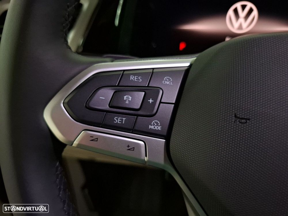 VW Multivan 1.5 TSI e-Hybrid Trend DSG - 17