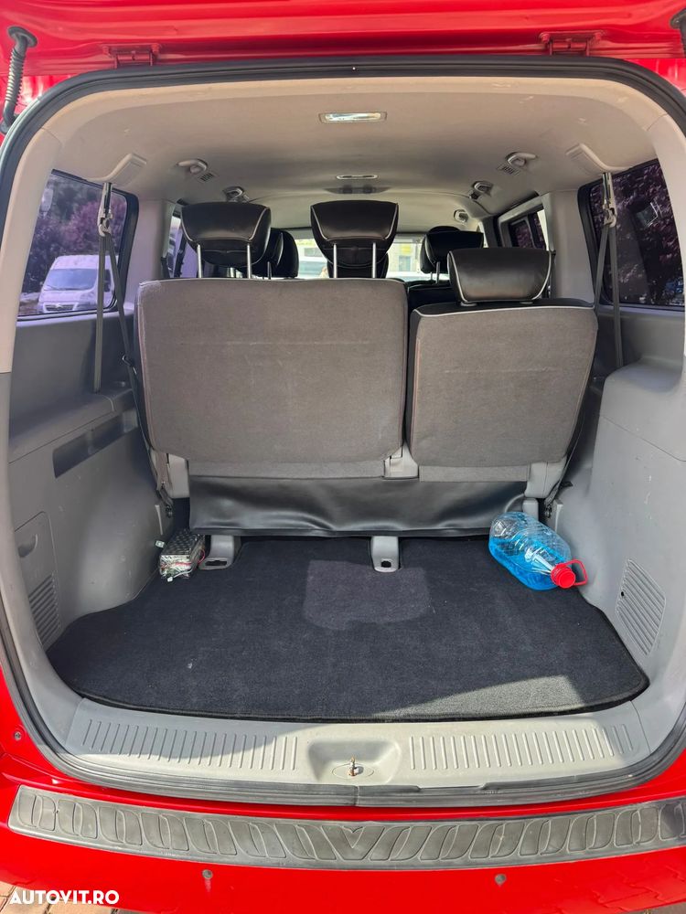 Hyundai H-1 Starex - 5