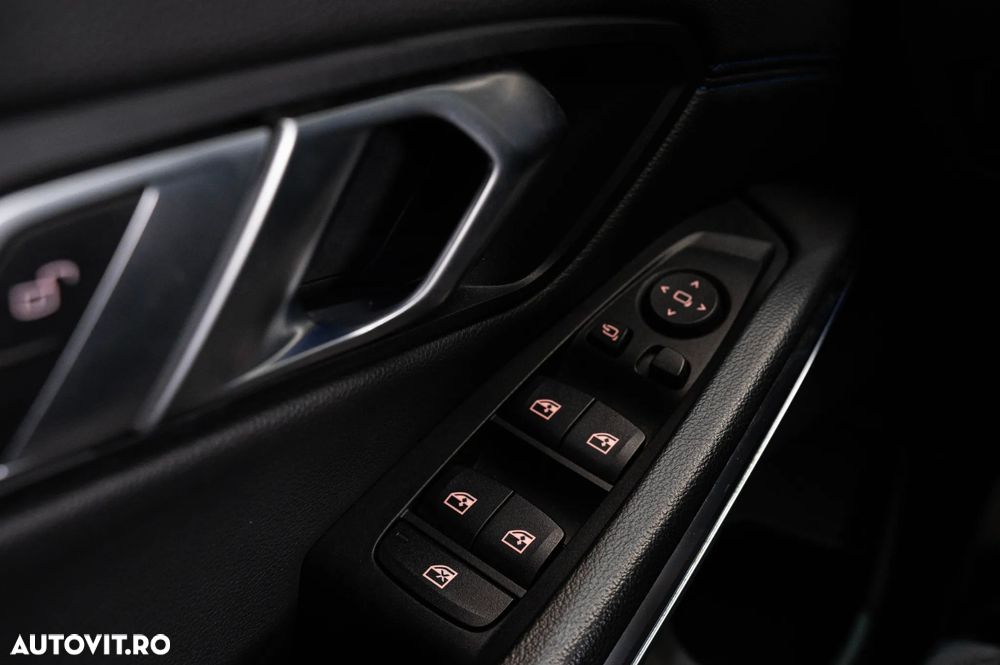 BMW Seria 3 320d Aut. xDrive M Sport - 25