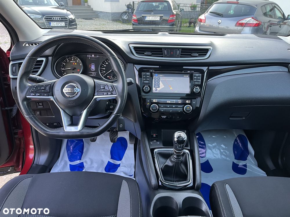 Nissan Qashqai 1.6 DIG-T N-Connecta - 12