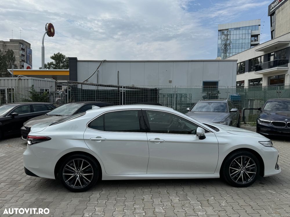 Toyota Camry 2.5 HEV Executive - 7