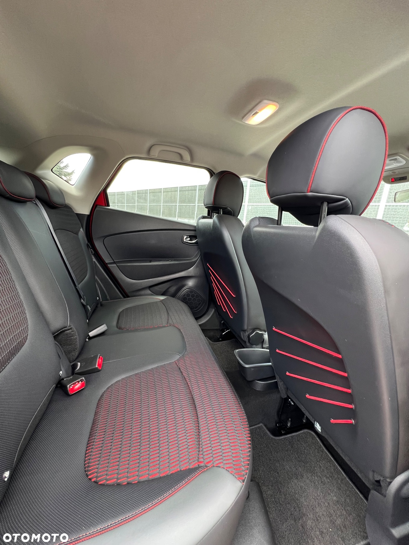 Renault Captur 1.2 Energy TCe Limited EDC - 26