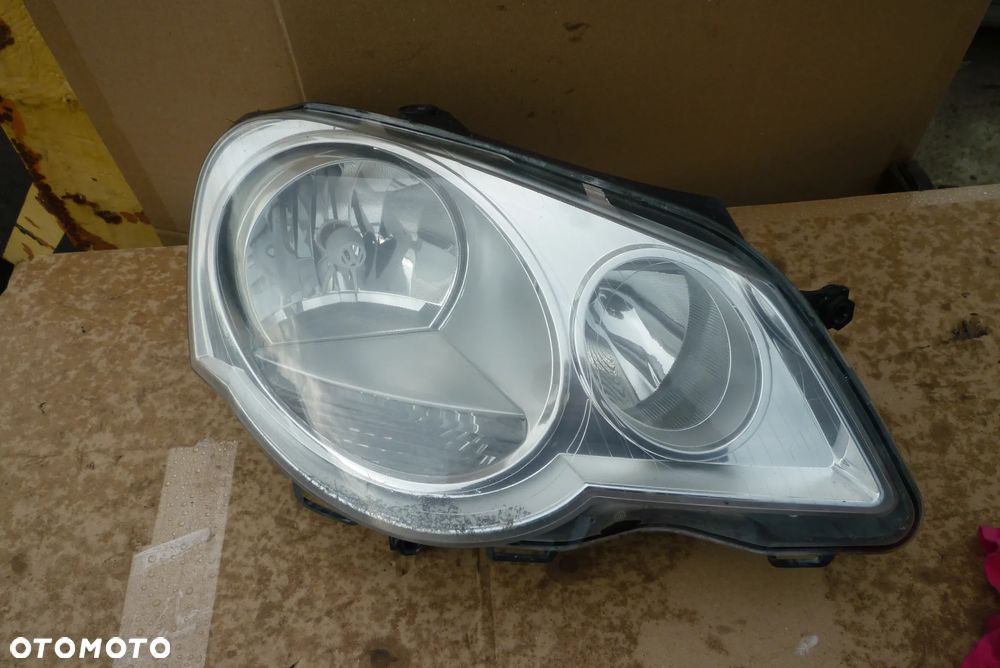 lampa prawa Polo 4 Hella Europa - 1