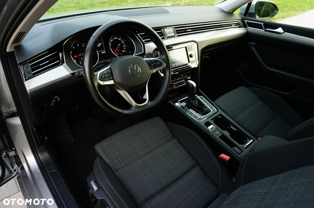 Volkswagen Passat Variant 1.5 TSI EVO Business DSG - 24