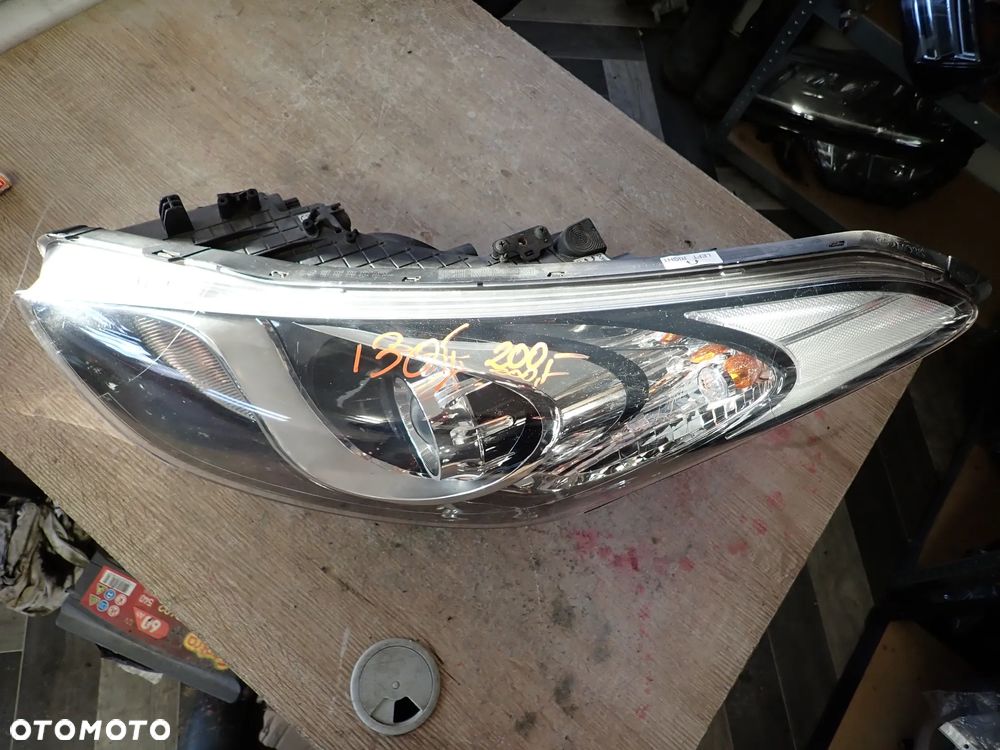 HYUNDAI I30 II LAMPA LEWY PRZÓD 92101-A6020 - 1