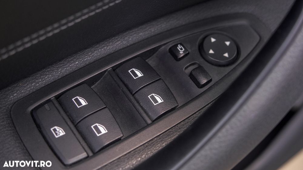 BMW X1 sDrive18d AT - 17