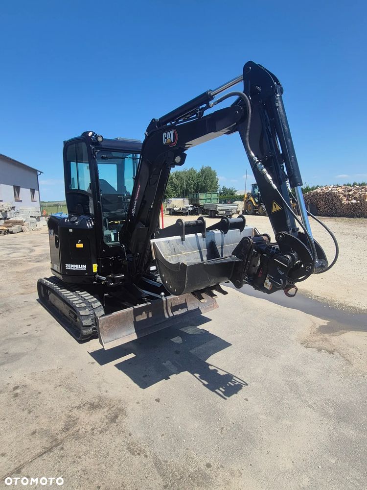 Caterpillar 302.7 - 3
