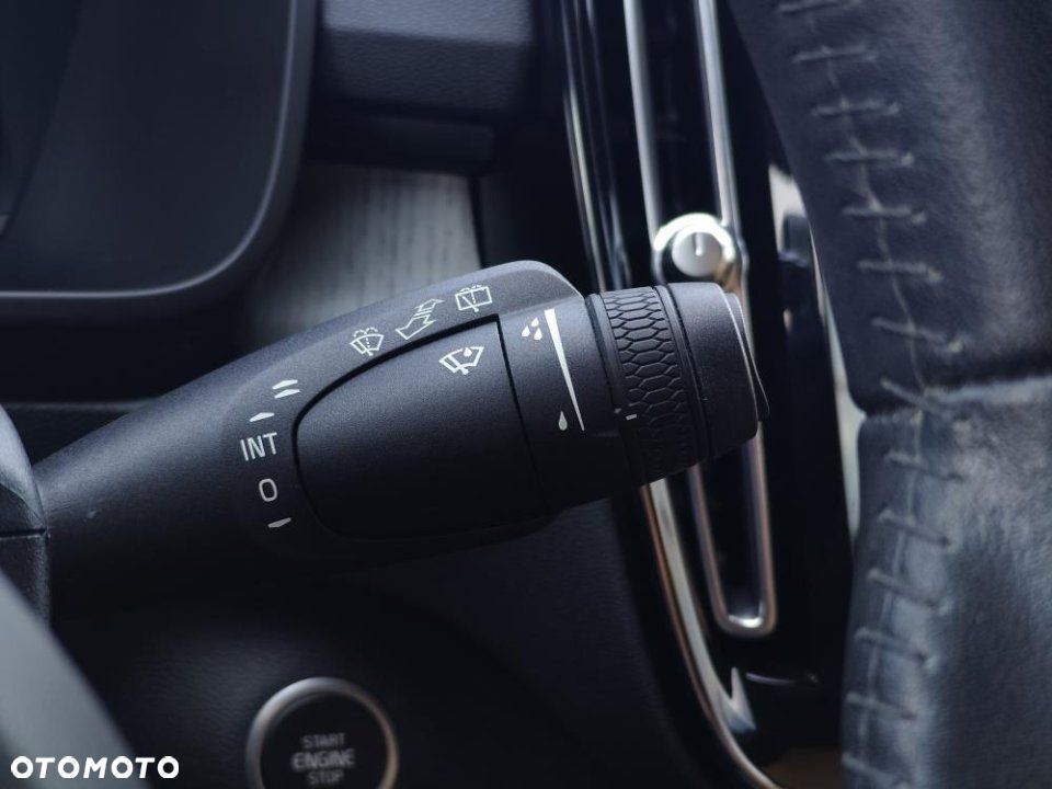Volvo XC 40 - 31