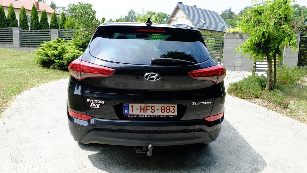 Hyundai Tucson 1.7 CRDI BlueDrive Style 2WD - 10