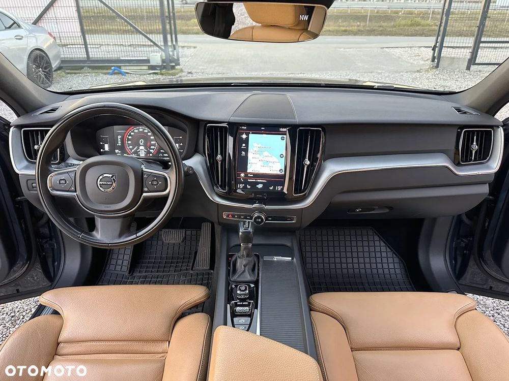 Volvo XC 60 B5 B AWD Geartronic Momentum Pro - 6