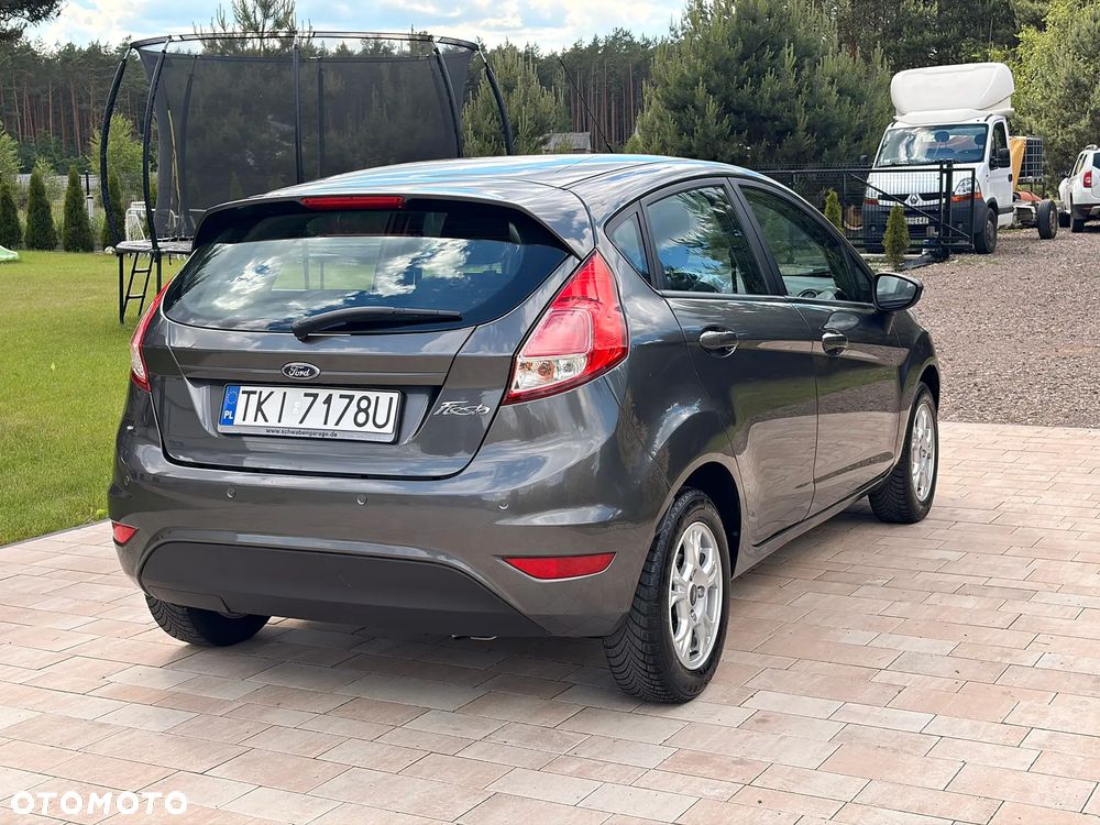 Ford Fiesta 1.25 Champions Edition - 18