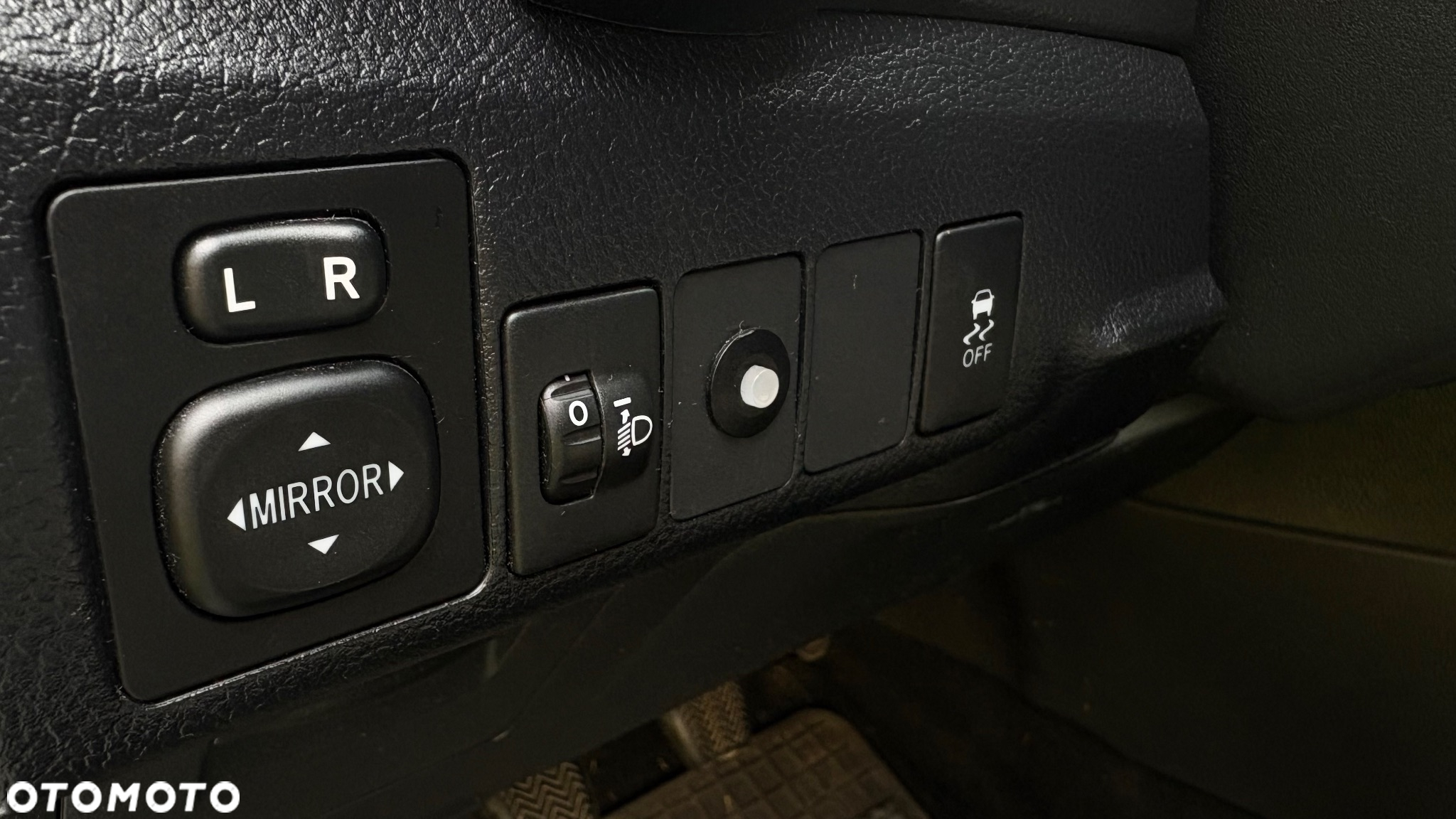 Toyota Auris 1.33 VVT-i Comfort - 14