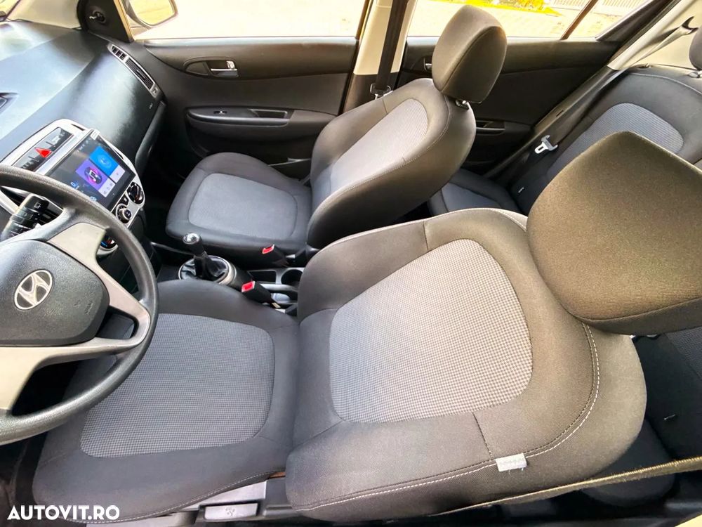 Hyundai i20 1.2 Trend - 19