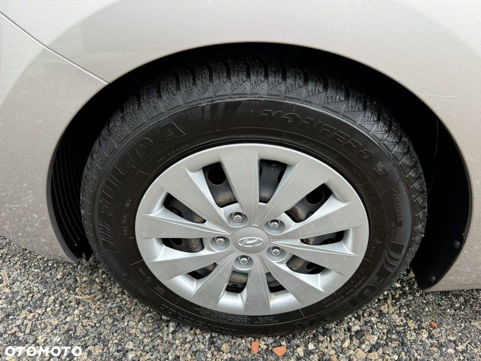 Hyundai i30 1.4 Premiere Comfort - 16