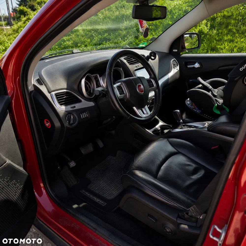 Fiat Freemont 2.0 Multijet Black Code AWD - 4