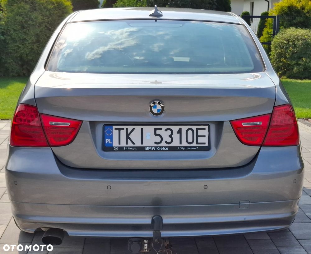 BMW Seria 3 318i - 6