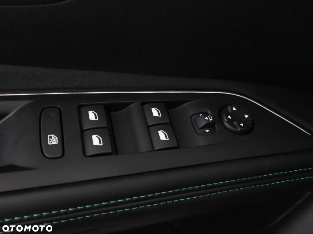 Peugeot 3008 PureTech 130 Stop & Start GPF EAT8 Allure Pack - 39