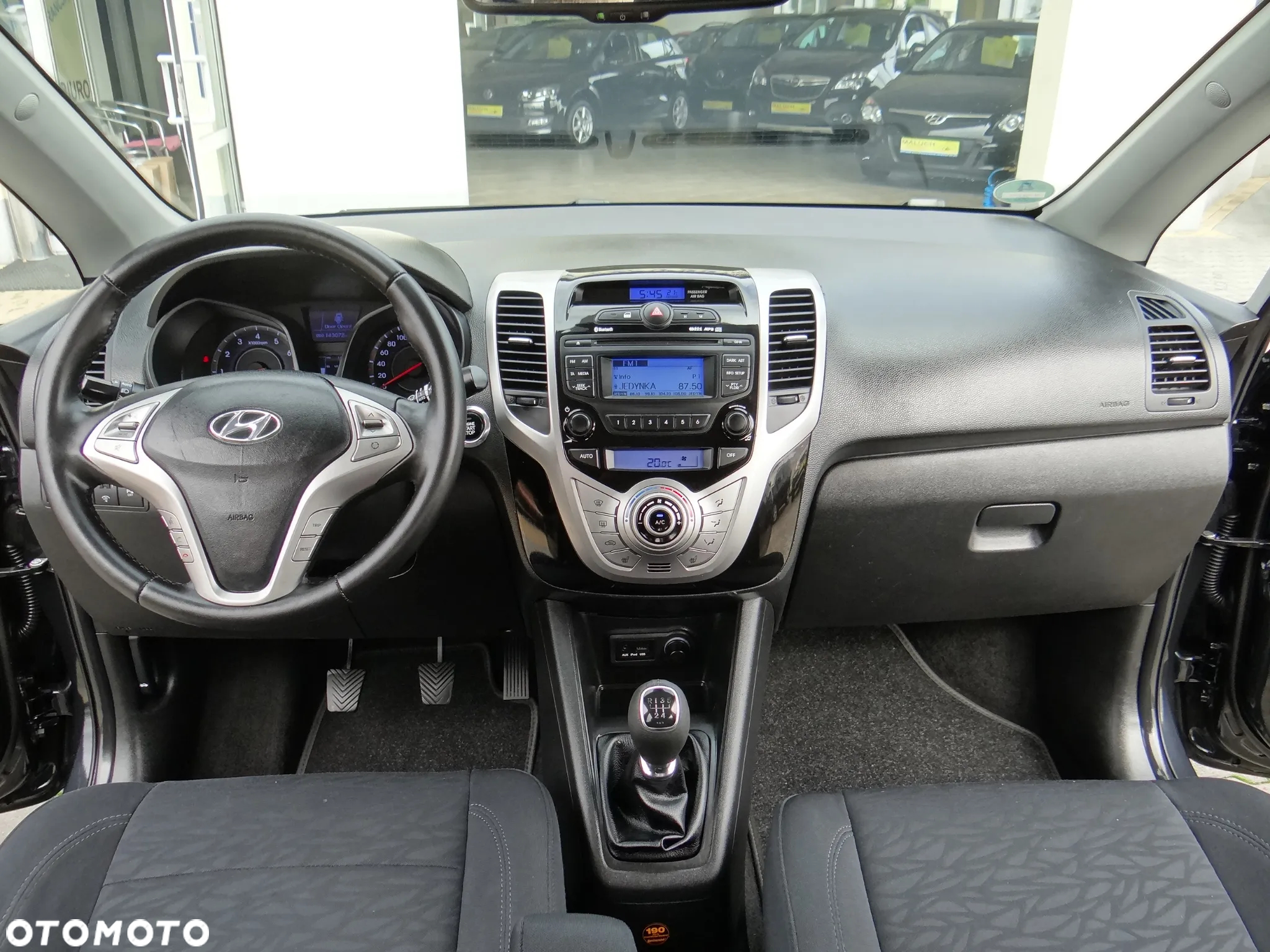Hyundai ix20 1.4 Premium - 29