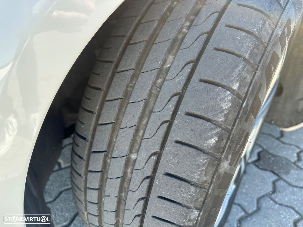 Mercedes-Benz E 200 d T 9G-TRONIC Avantgarde - 16