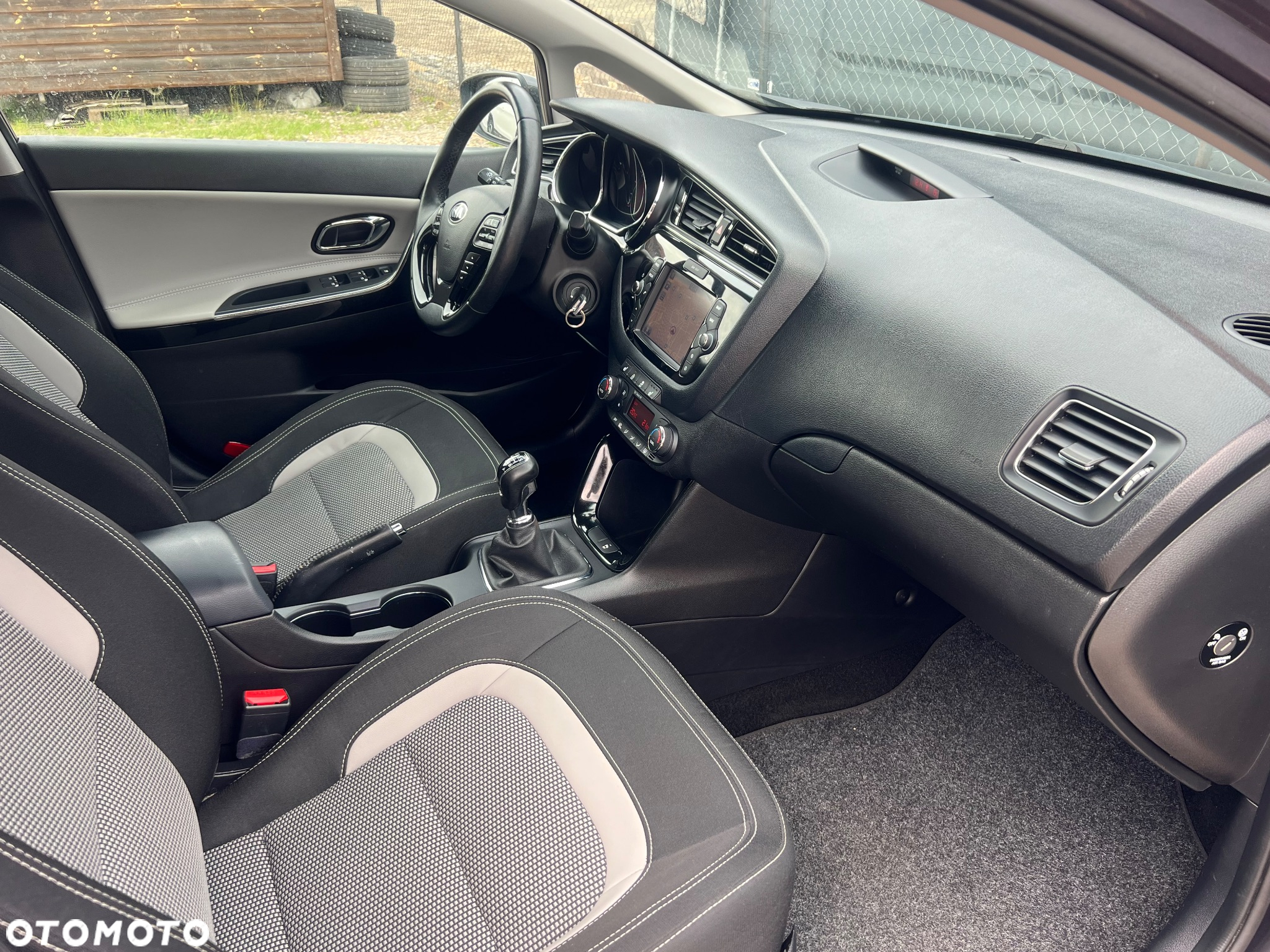 Kia Ceed - 7