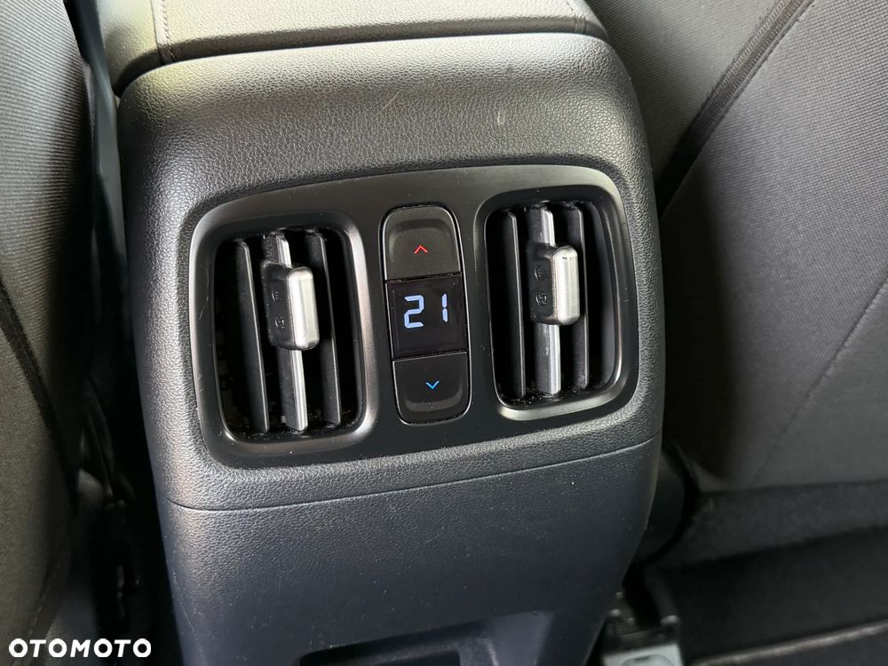 Hyundai Tucson 1.6 T-GDi HEV Executive 4WD - 33