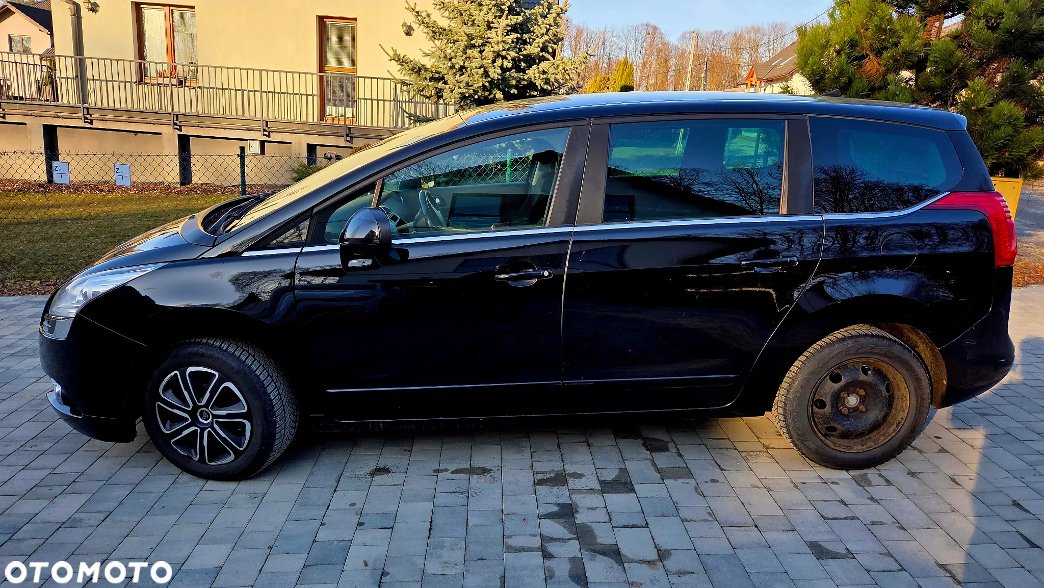 Peugeot 5008 1.6 HDi Premium - 11
