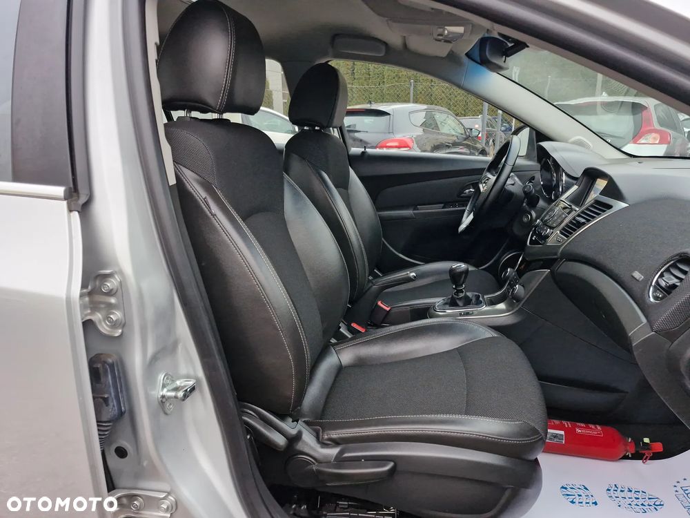 Chevrolet Cruze 1.4 T LTZ - 16