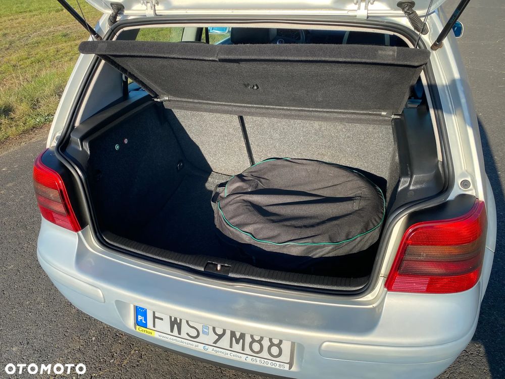 Volkswagen Golf - 12