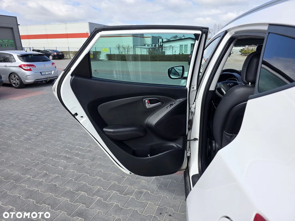 Hyundai ix35 2.0 2WD Automatik Style - 10