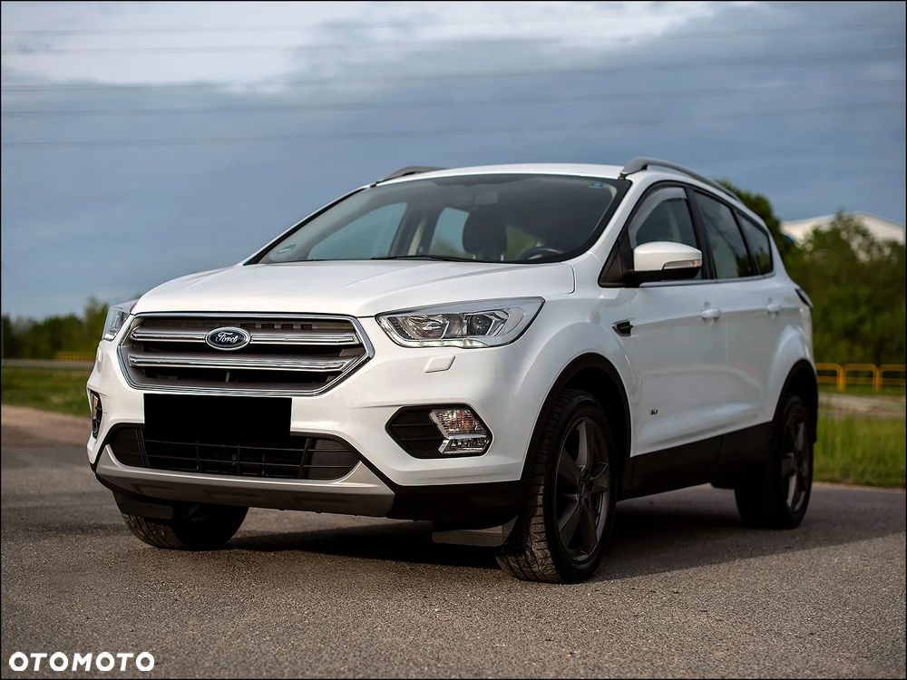 Ford Kuga - 12