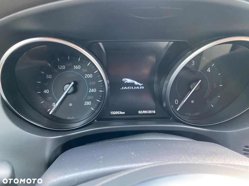 Jaguar F-Pace 2.0 i4D RWD Prestige - 16