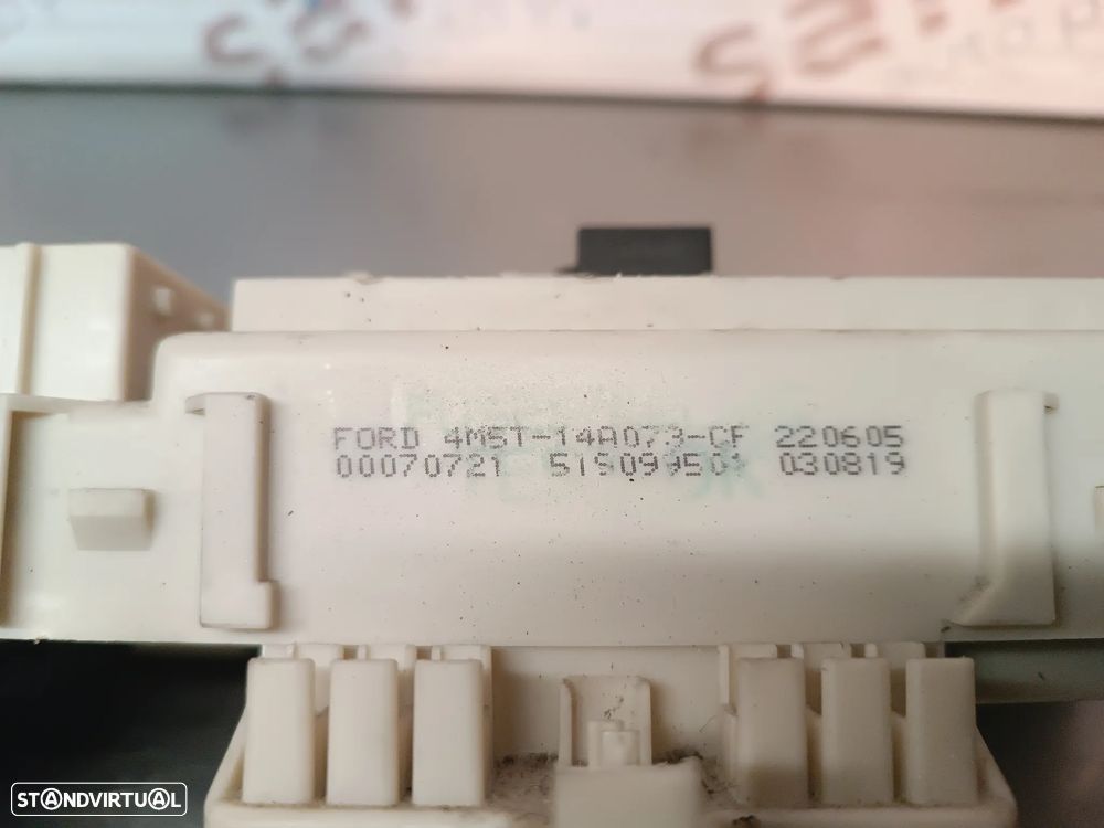 CAIXA DE FUSIVEIS FORD FOCUS II 4M5T14A073CF - 4