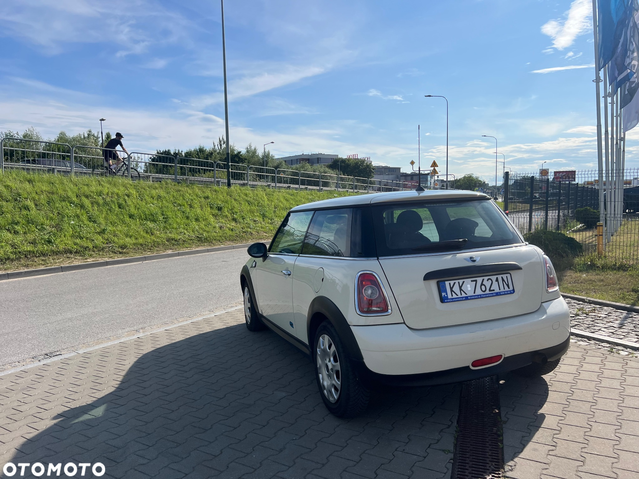 MINI Cooper Standard - 6