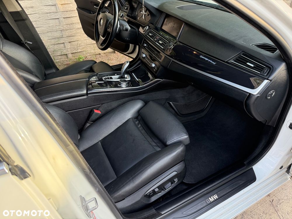 BMW Seria 5 520d xDrive - 20
