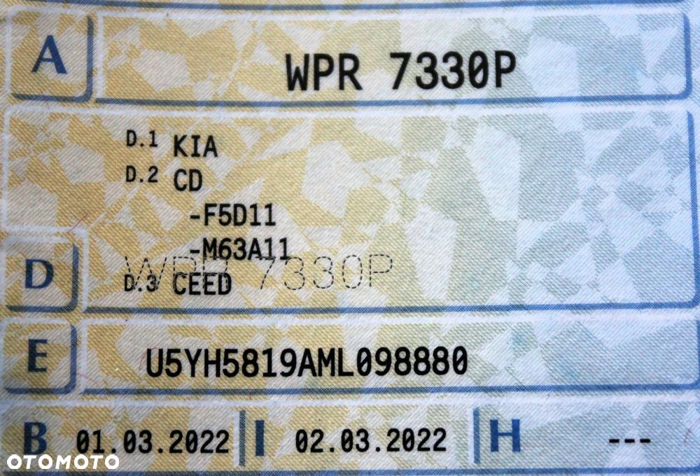 Kia Ceed 1.6 CRDi mHEV M - 7