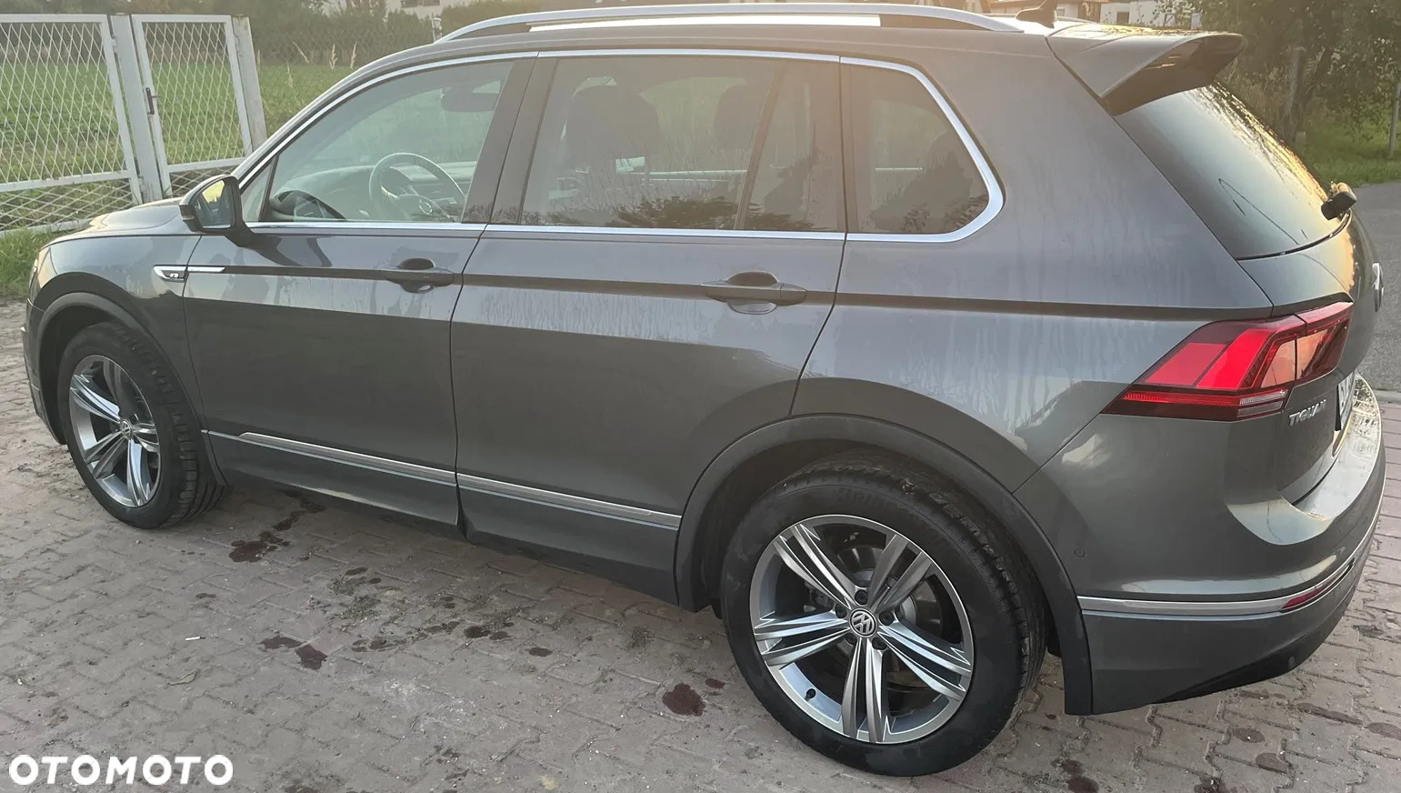 Volkswagen Tiguan 1.5 TSI EVO R-Line DSG - 2