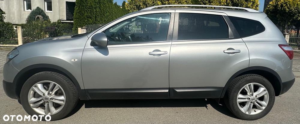 Nissan Qashqai+2 - 1
