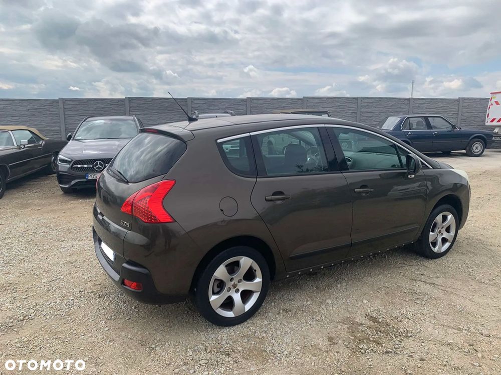 Peugeot 3008 HDi FAP 110 Platinum - 37