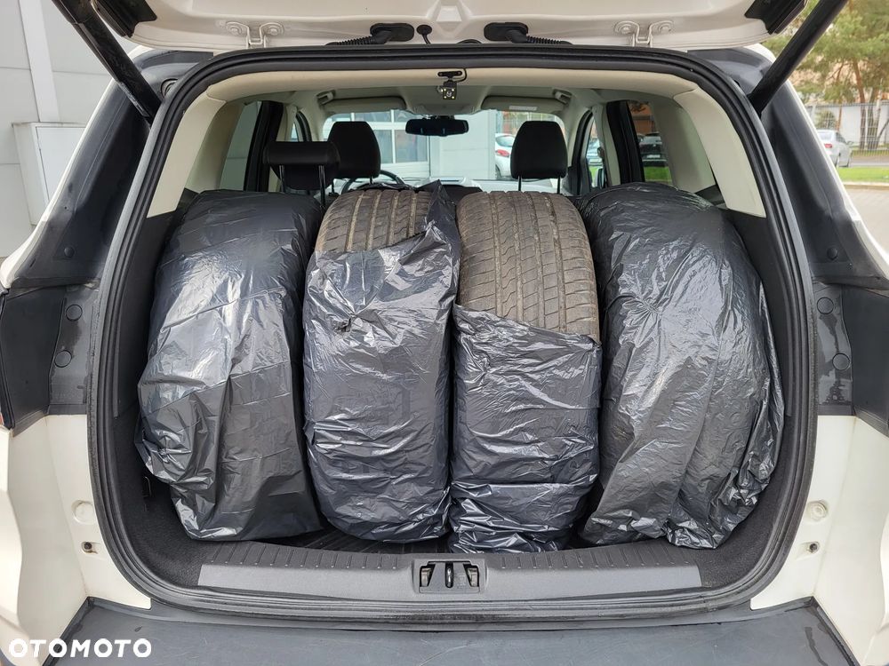 Ford Kuga 1.5 EcoBoost FWD Titanium ASS GPF - 7