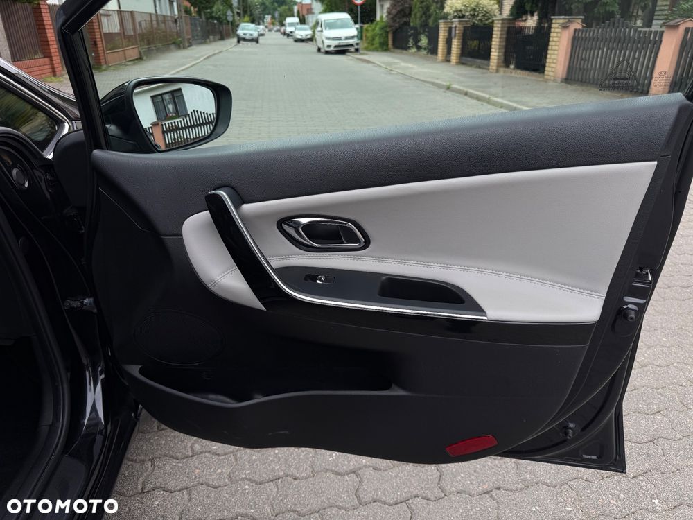 Kia Ceed 1.6 GDI Platinum Edition - 12