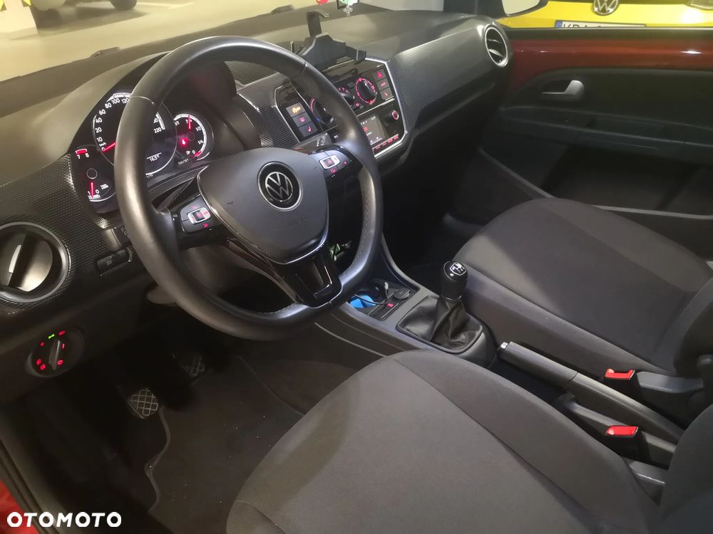 Volkswagen up! 1.0 Black Style - 11