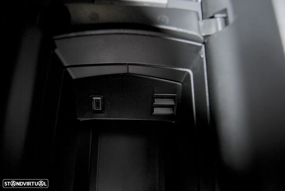 Peugeot 308 1.2 PureTech Allure - 37