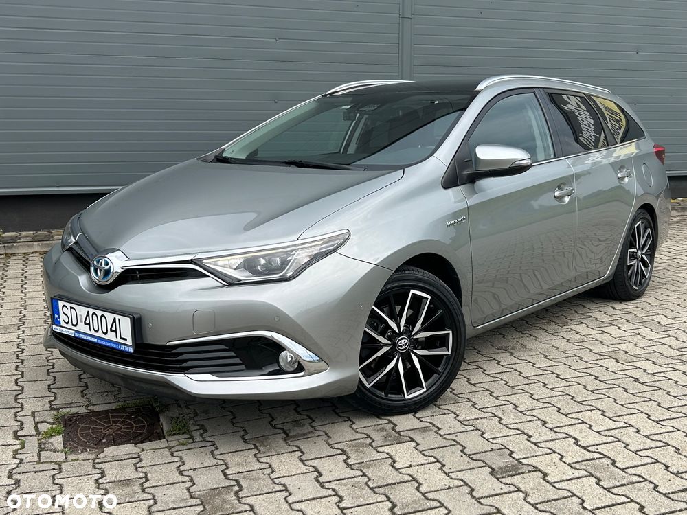 Toyota Auris Hybrid 135 Prestige - 1