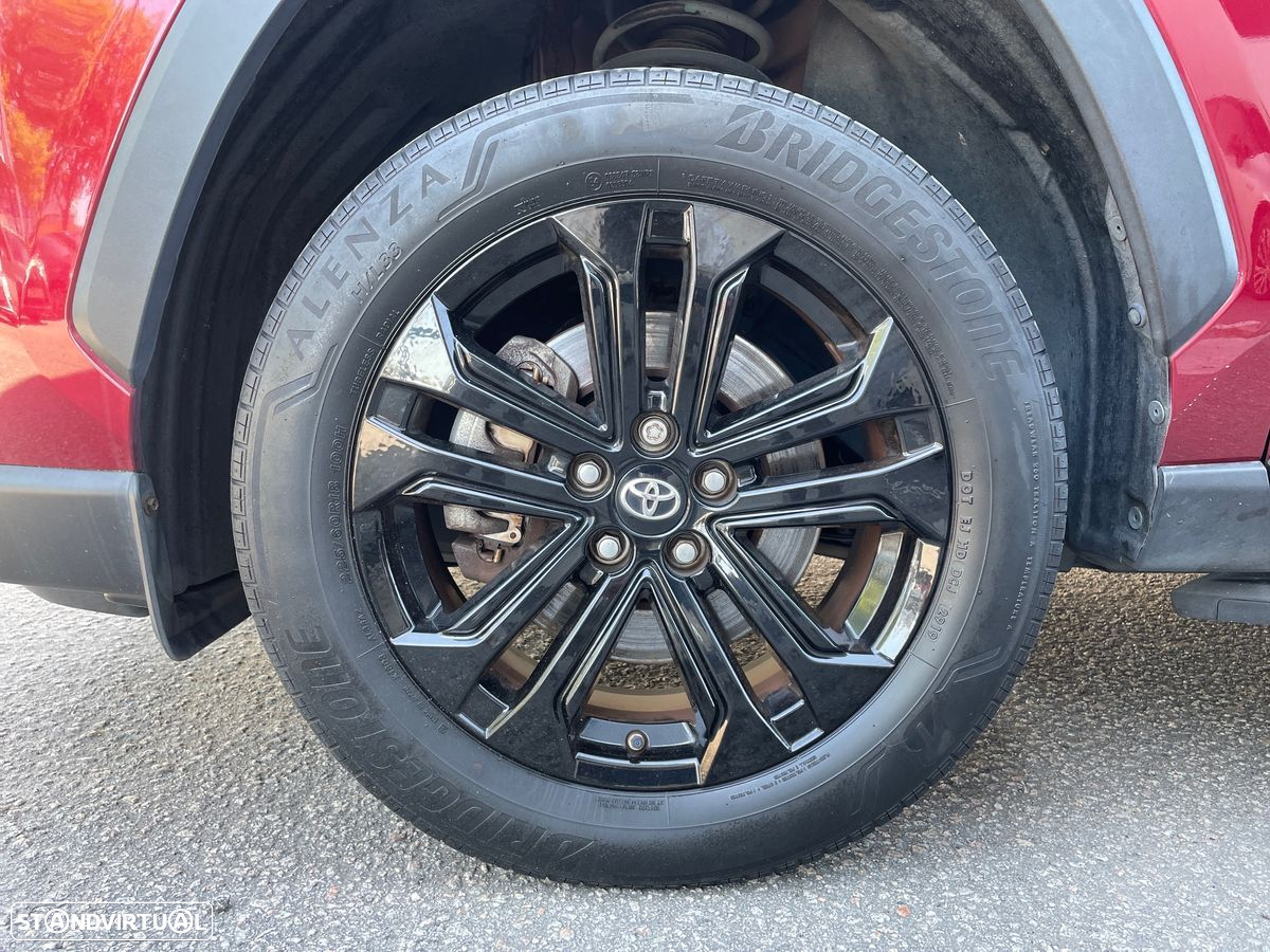 Toyota RAV4 2.5 HDF Exclusive - 13