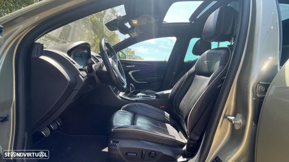 Opel Insignia Country Tourer 2.0 CDTi AWD S/S - 28